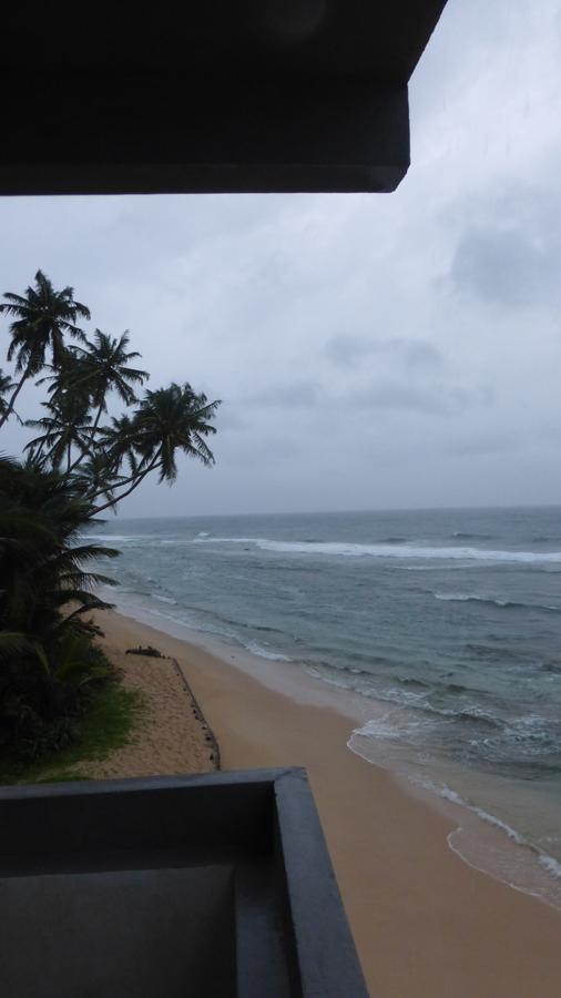 Ocean Reef Hotel Hikkaduwa Exterior photo