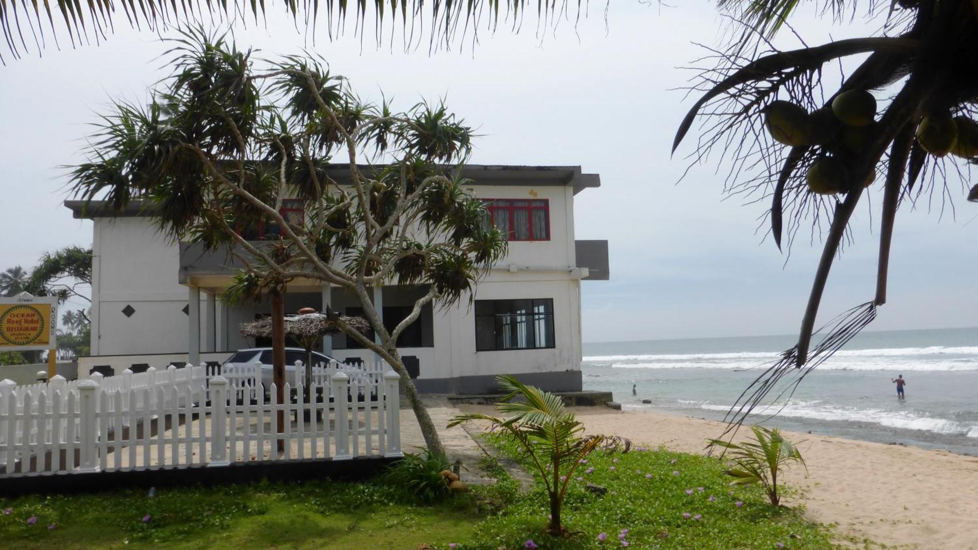 Ocean Reef Hotel Hikkaduwa Exterior photo